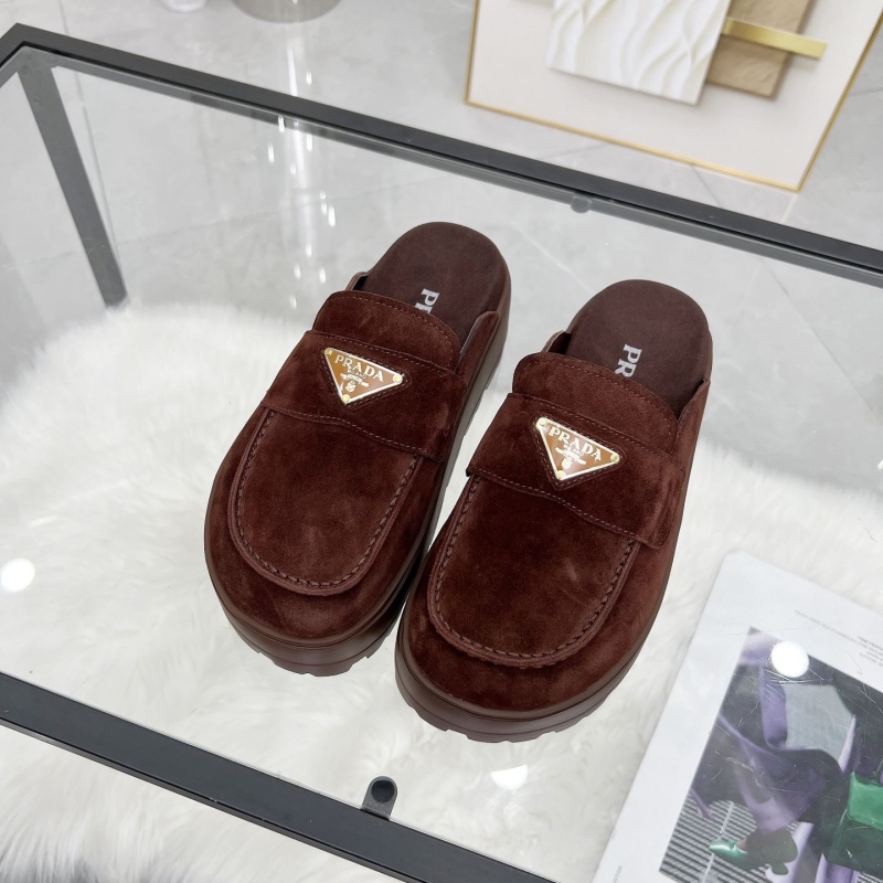 Pra*a slippers